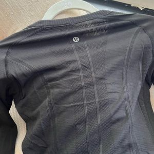 Lululemon swiftly tech long sleeve shirt
